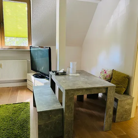 Neue Pfefferkiste Hostel *